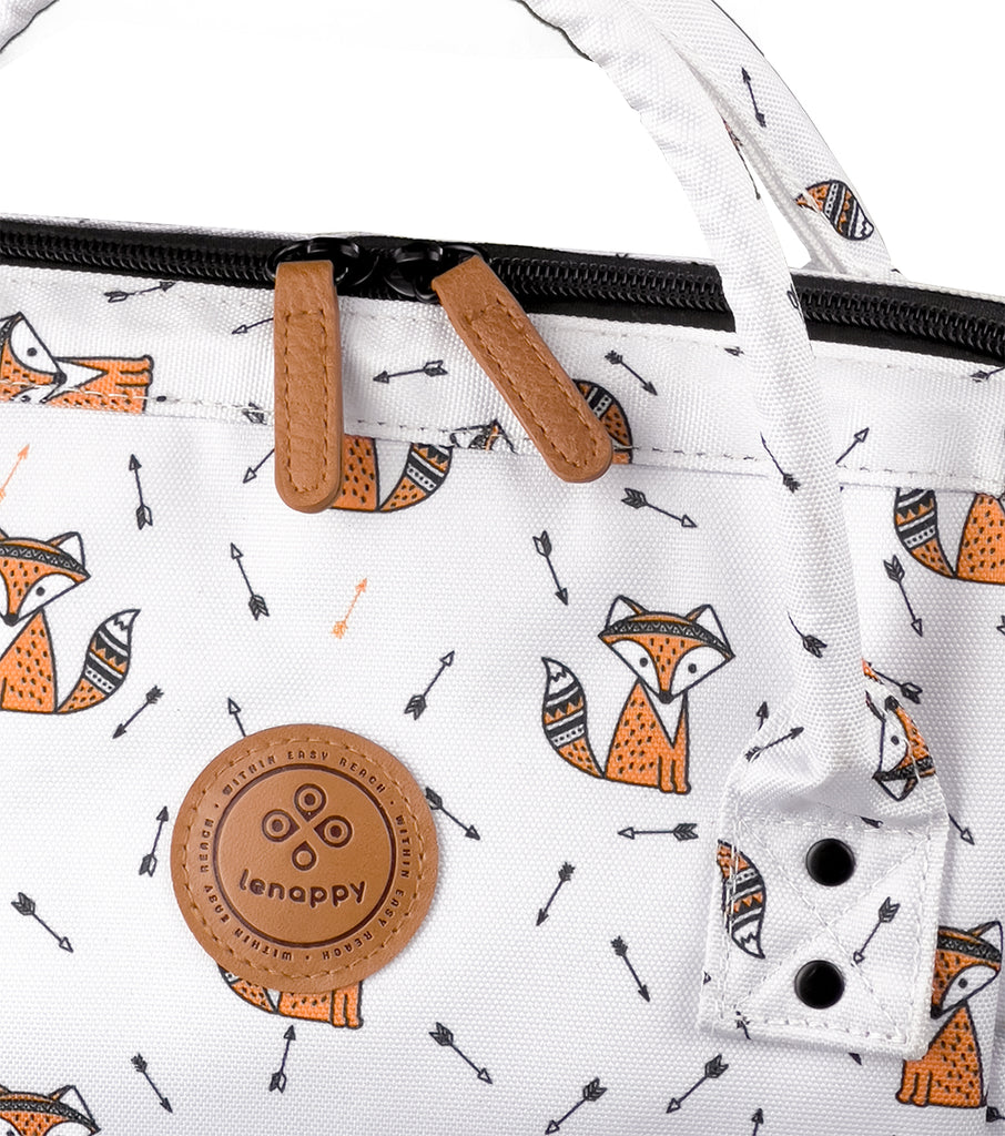 A closer look at the Kitsune-colored fabric of the Lenappy diaper bag