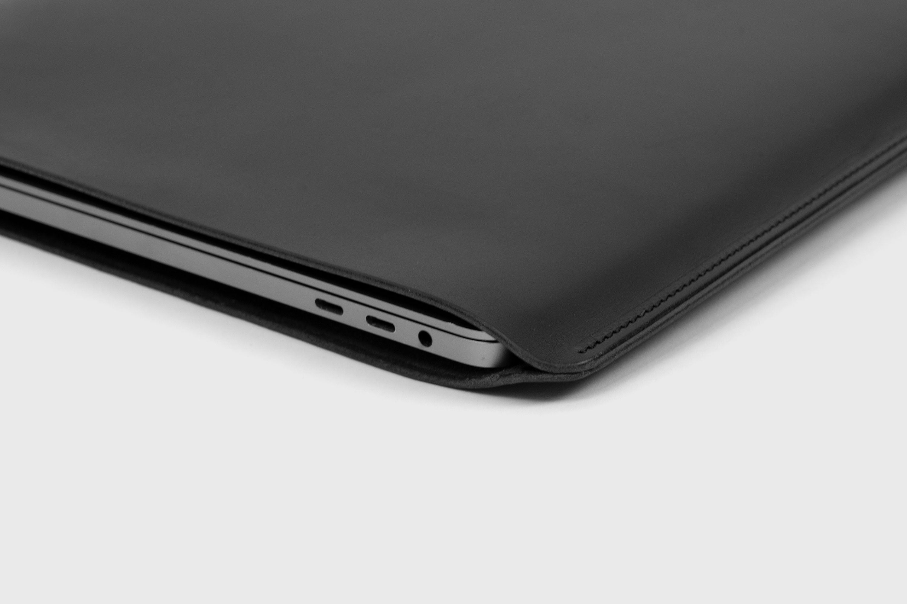 Funda de piel para MacBook de ajuste perfecto