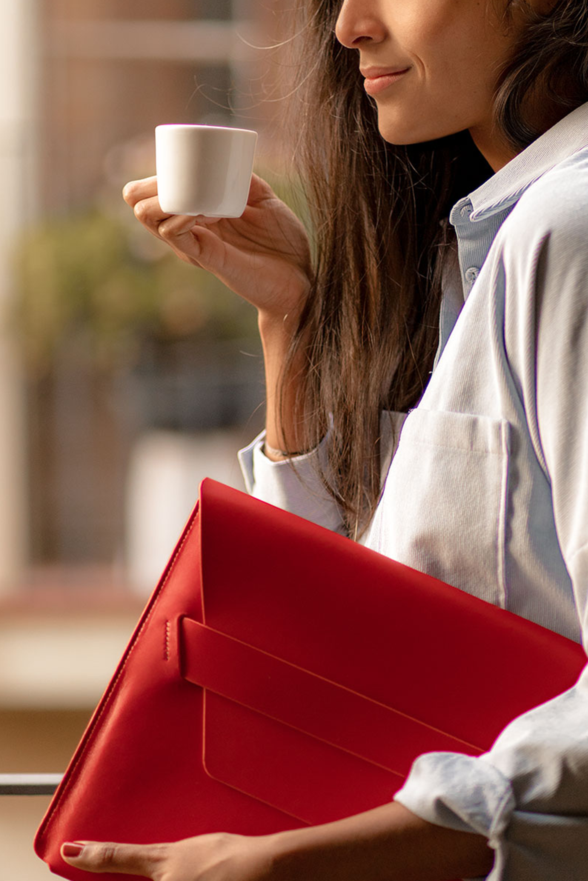 funda de piel roja para macbook