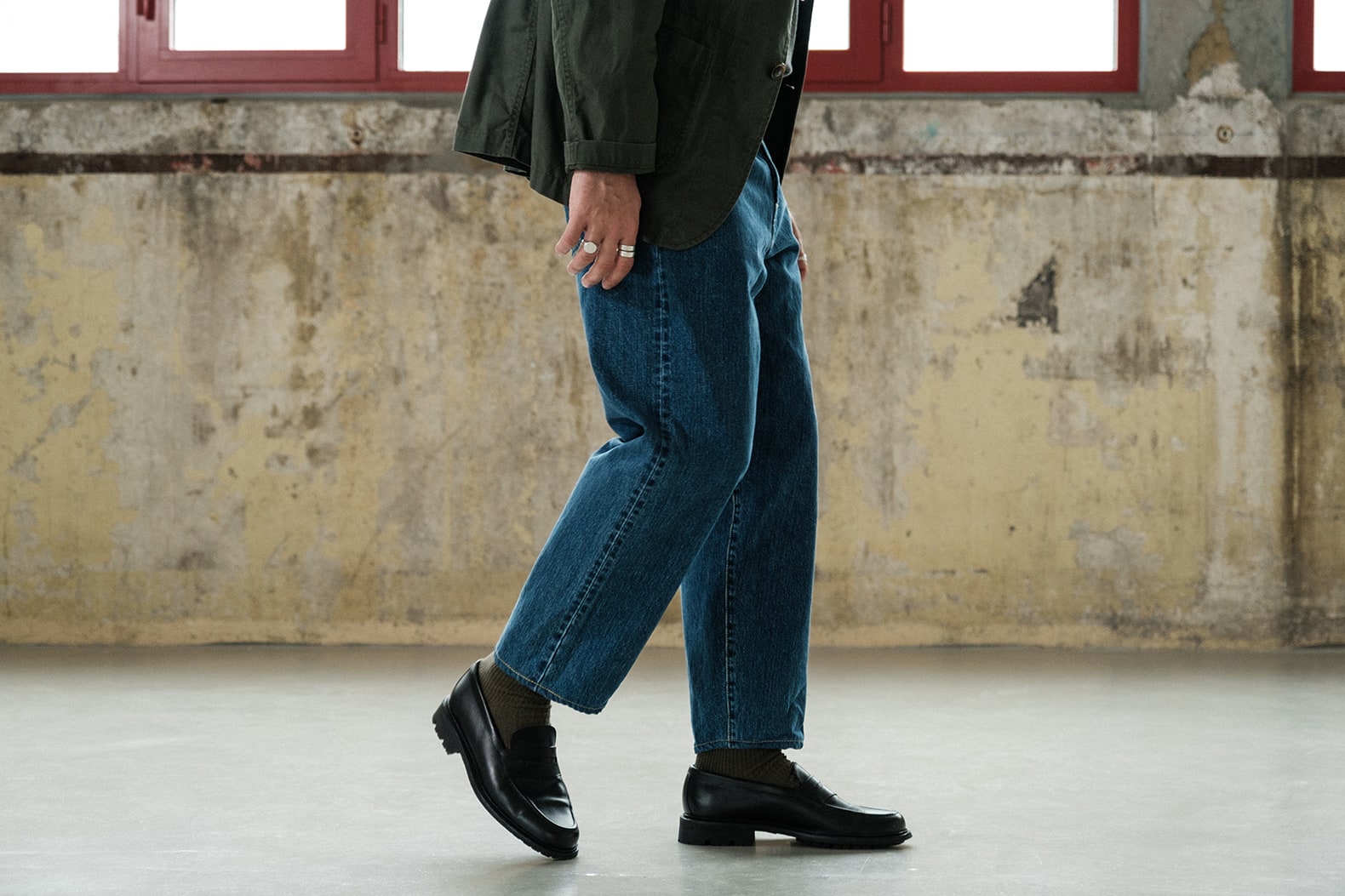 Borali-loose-tapered-jeans-high-waist-stonewash