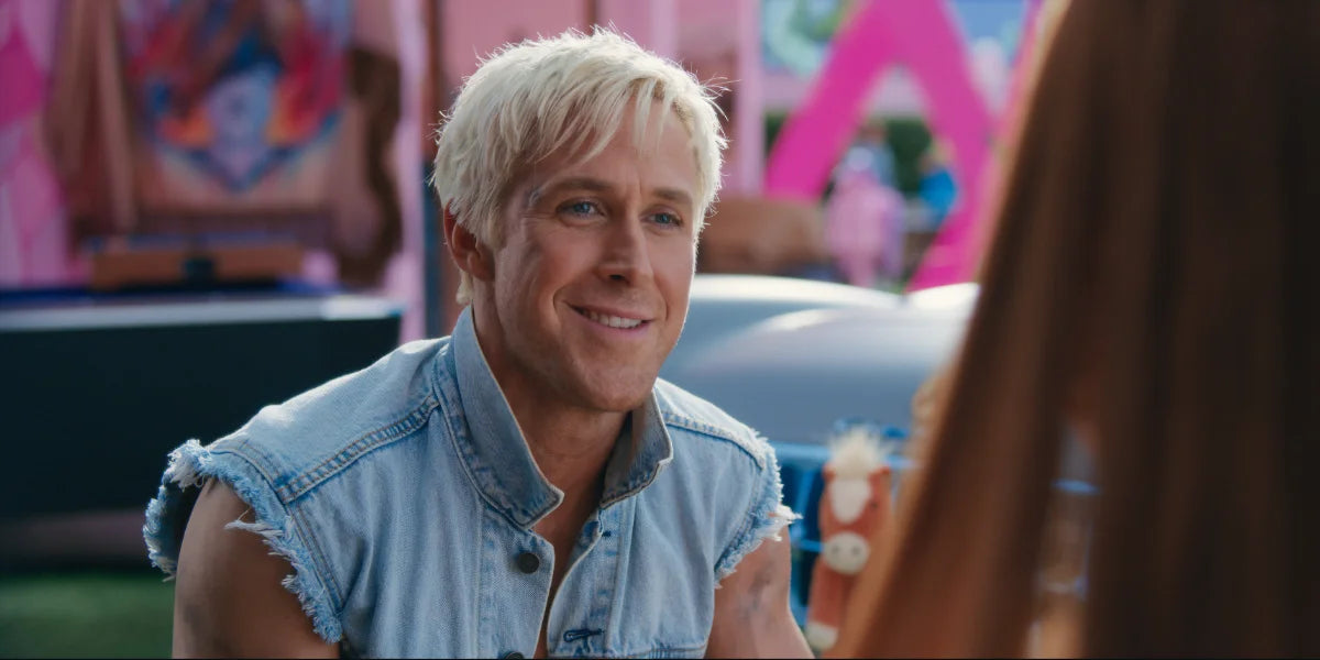 Ryan Goslings Beach Ken frisyr från filmen Barbie