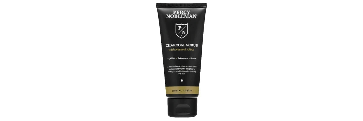 Percy Nobleman Charcoal Scrub är bästa peelingen för ansiktet