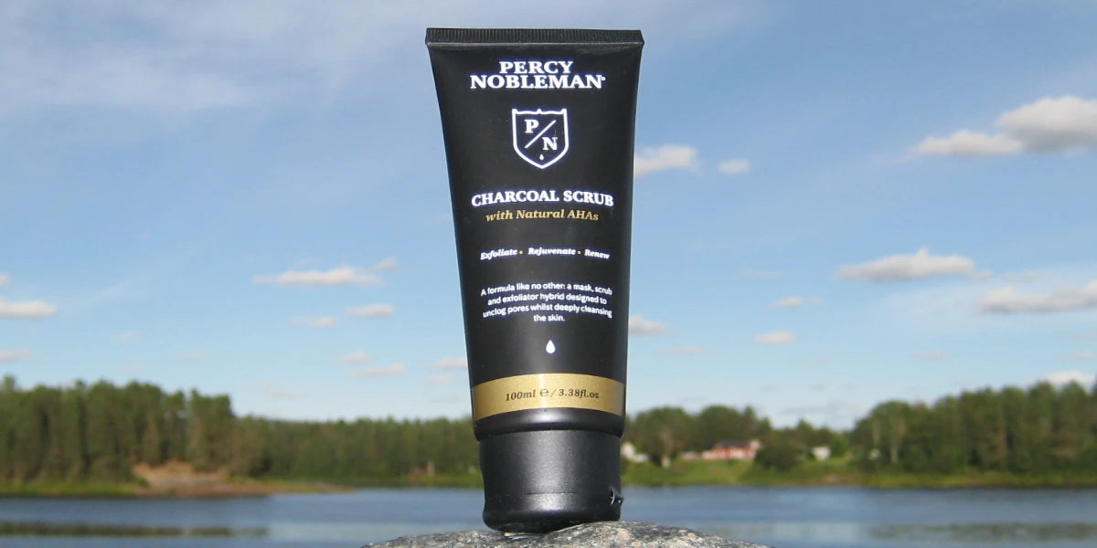 Percy Nobleman Charcoal Scrub Recension