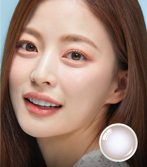 OLENS Pure Teen Monthly Contact Lenses feature a mellow color that blends softly and seamlessly, creating a natural look.