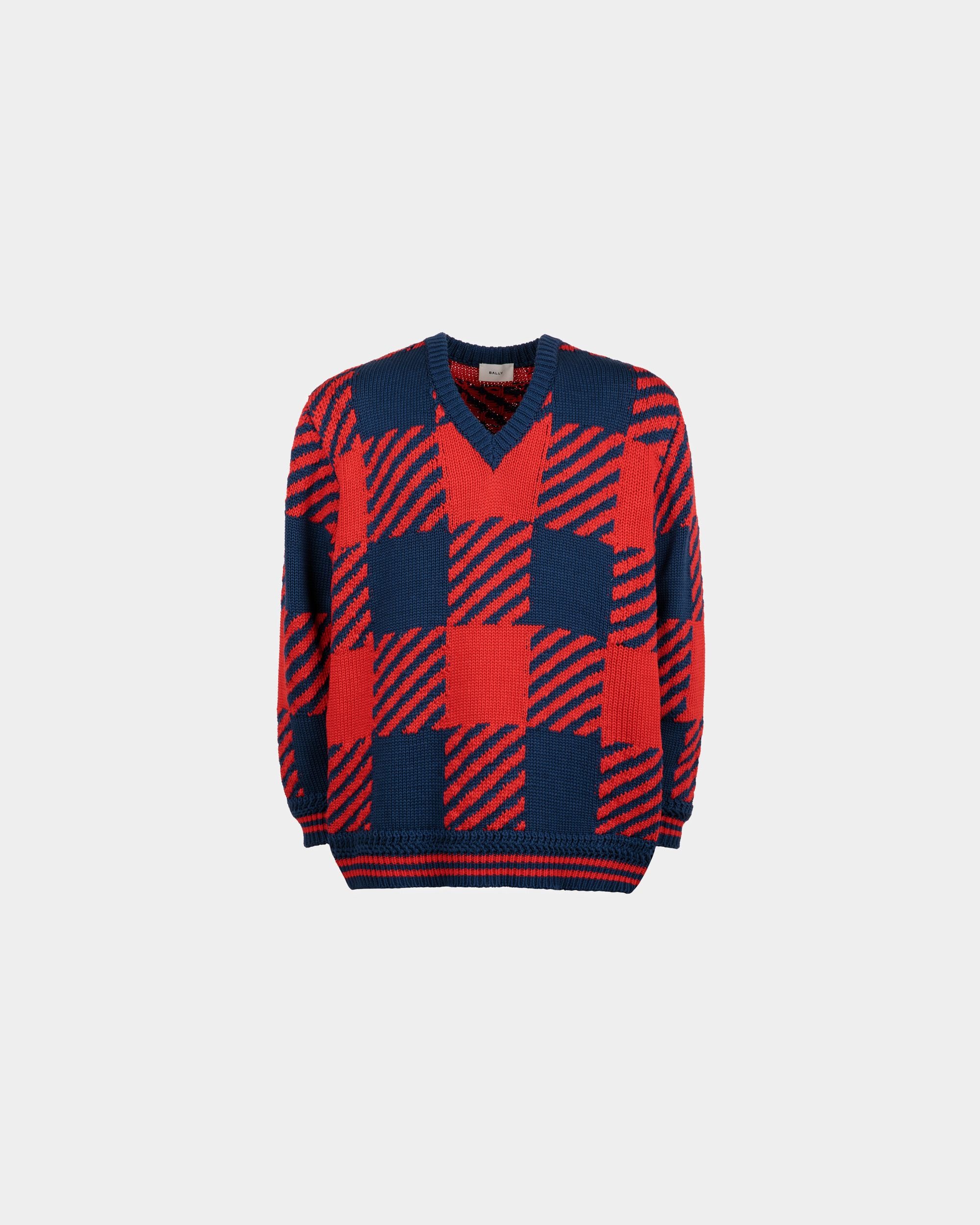 Maglione con scollo a V da uomo in cotone rosso e blu | Bally | Still Life Fronte