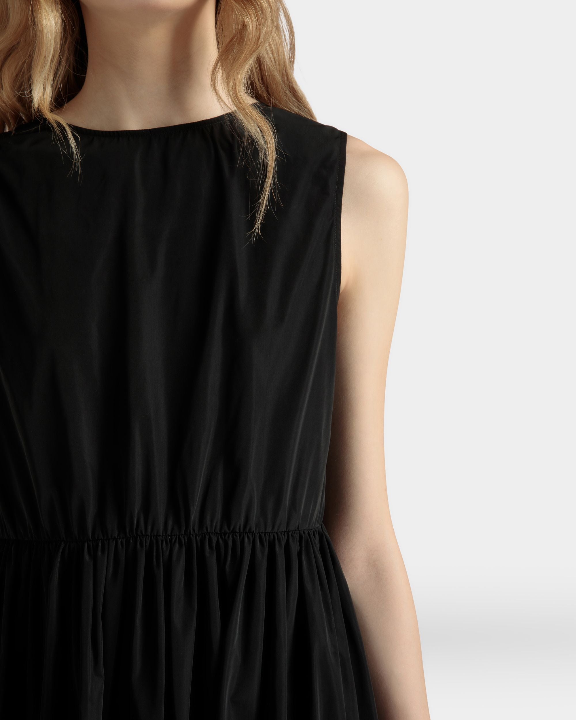 Women's Sleeveless Midi Dress in Black Technical Duchesse | Bally | On Model Detail