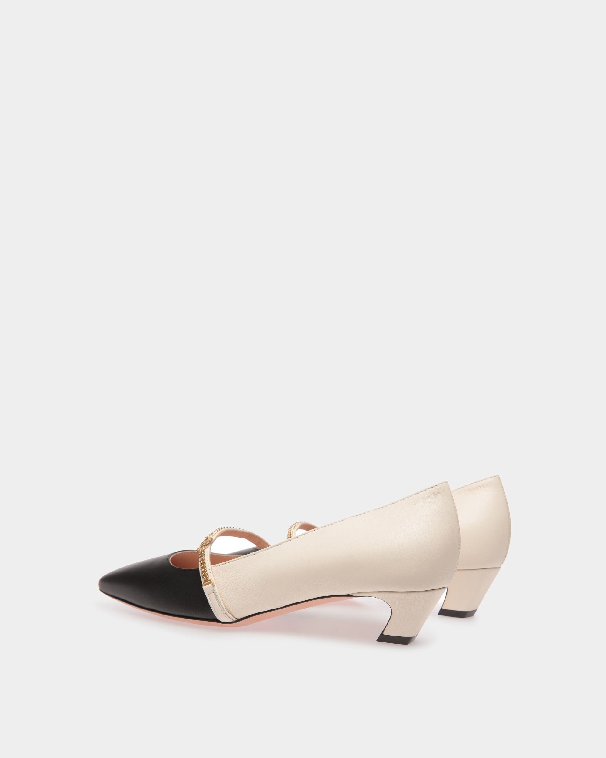 Sylt | Women's Mary-Jane Pump in Black And White Leather | Bally | Still Life 3/4 Back