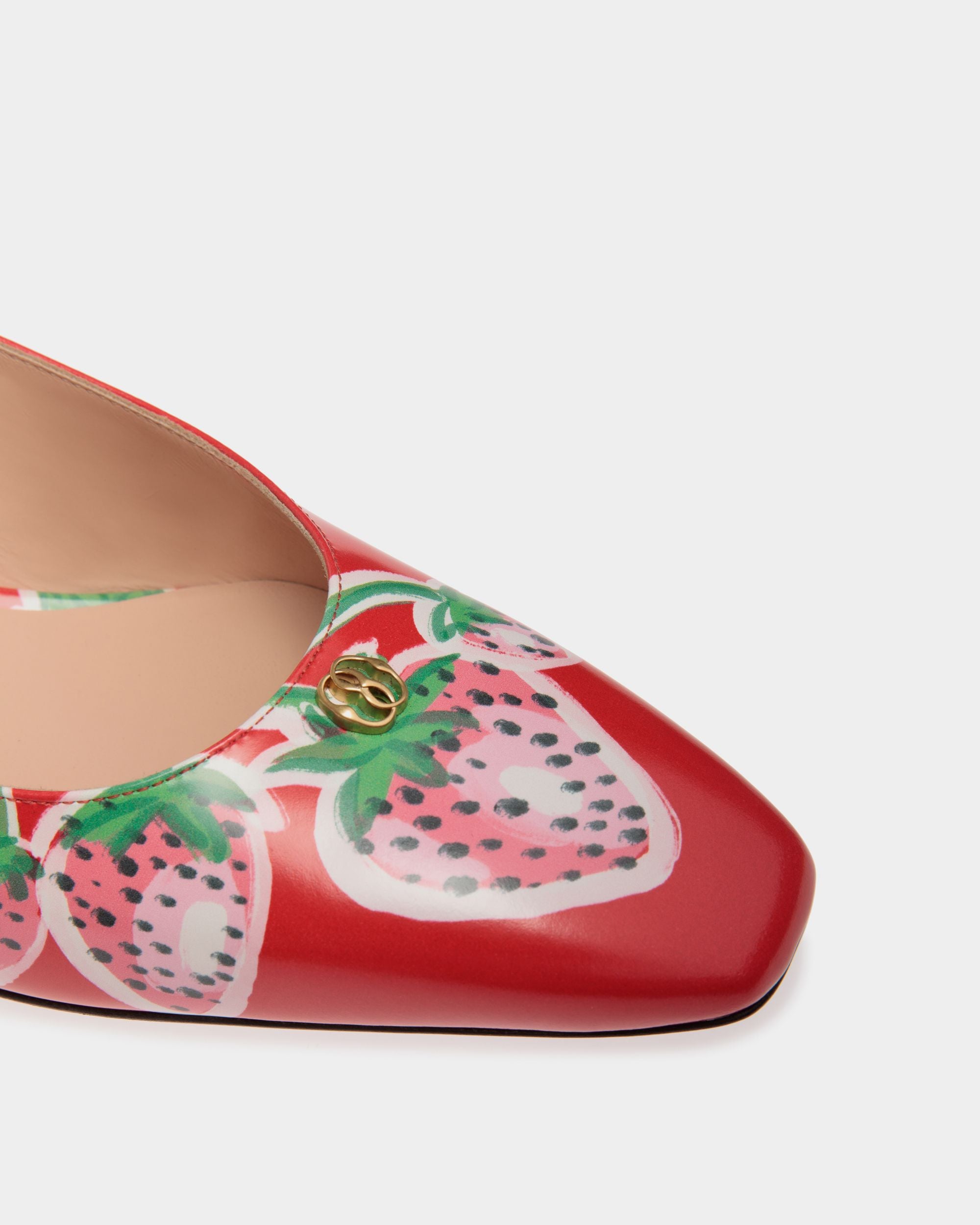 Sylt | Women's Slingback Pump in Strawberry Print Brushed Leather | Bally | Still Life Detail