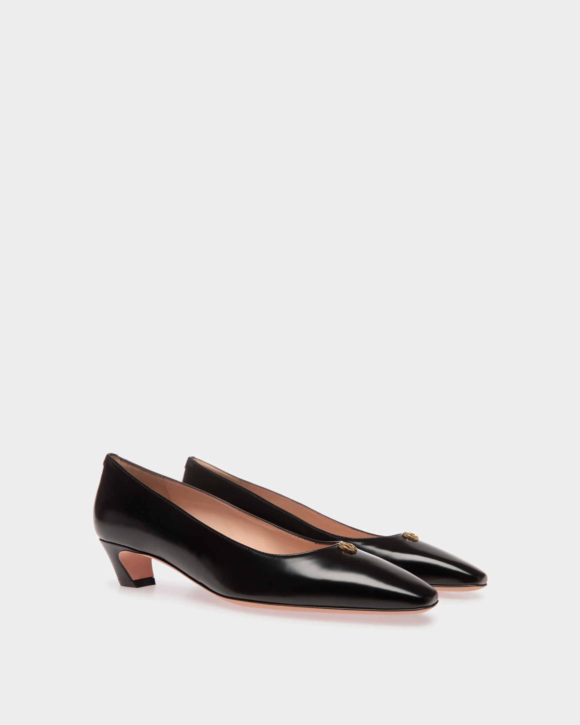 Sylt | Women's Pump in Black Leather | Bally | Still Life 3/4 Front