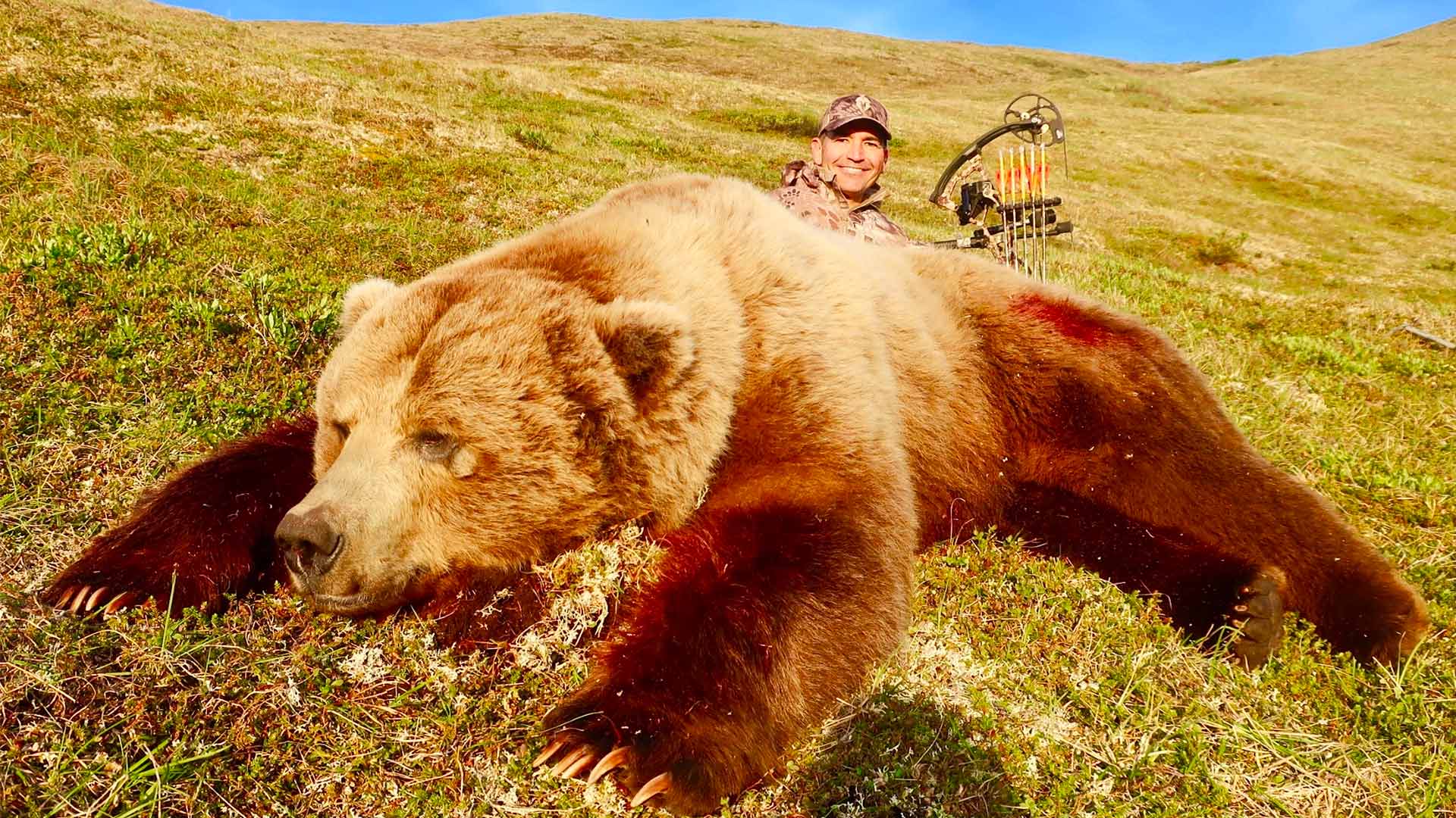 Man VS Grizzly Bear Hunt Kryptek