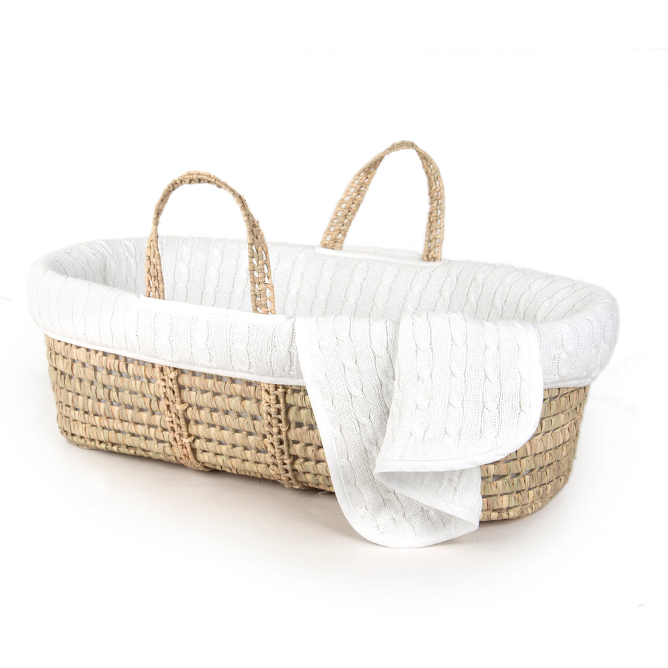 deluxe moses bassinet with bedding