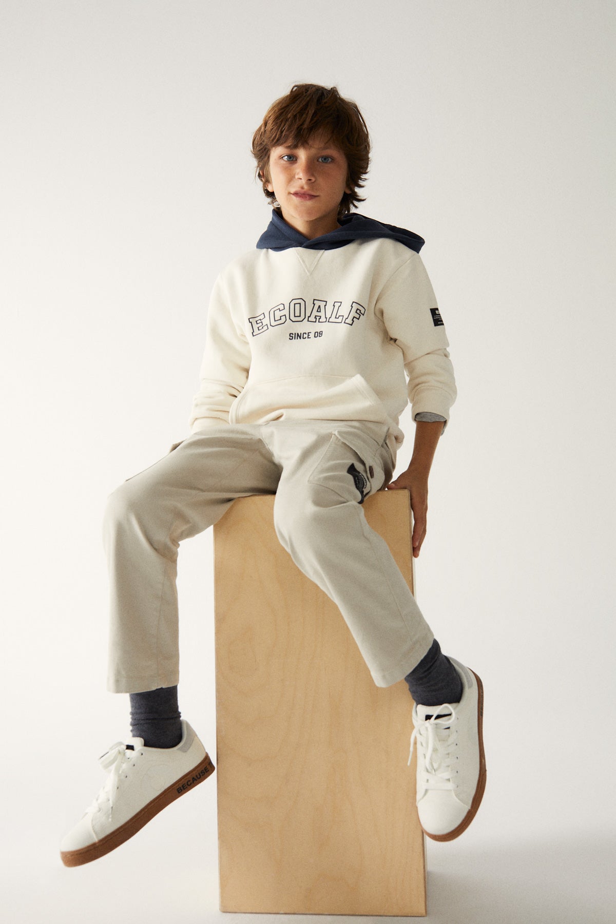 WHITE CHICOBOY SWEATSHIRT 