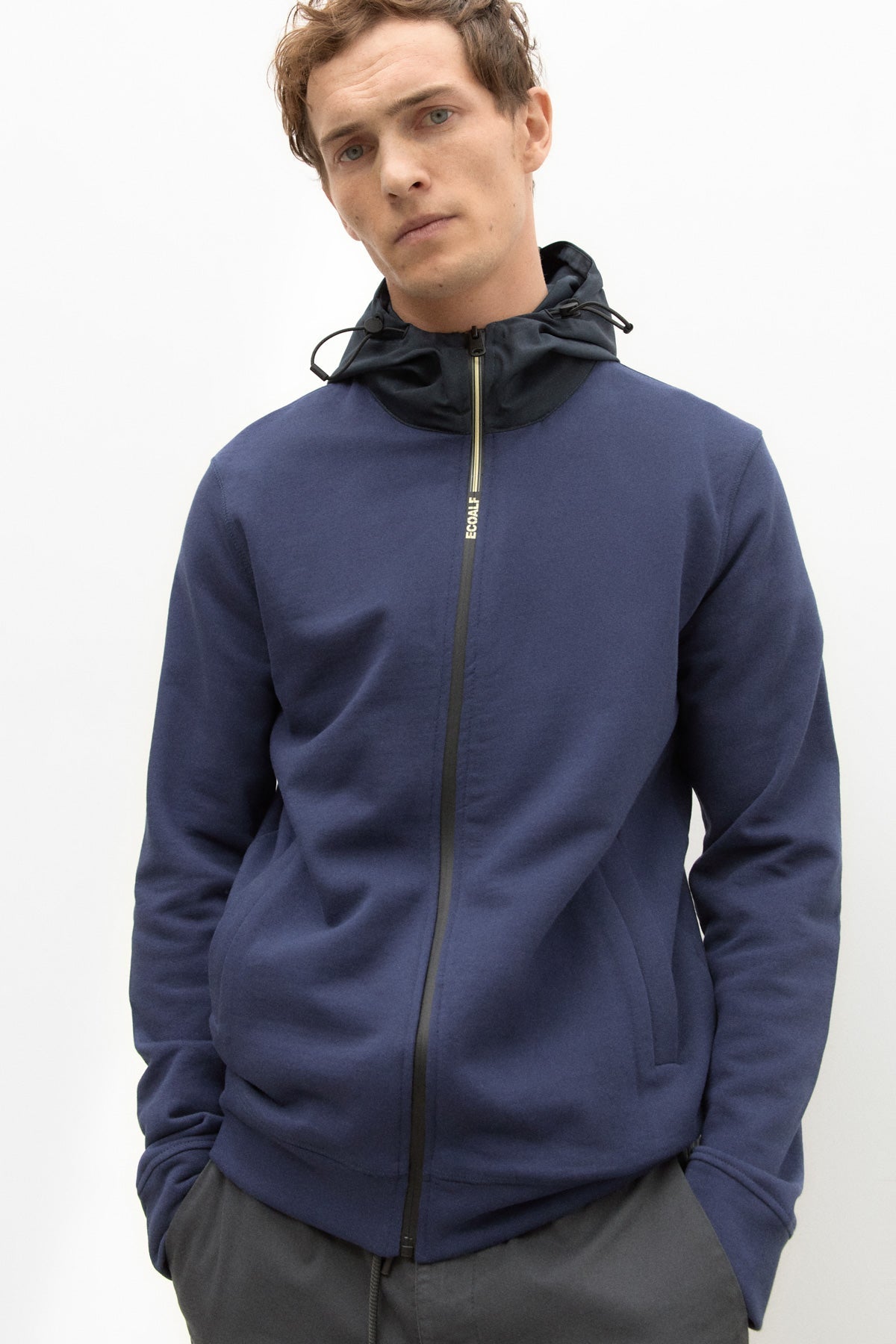 SAZBI HOODED SWEATSHIRT DEEP NAVY