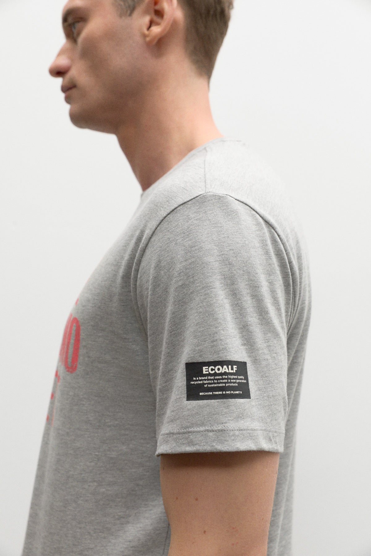 T-SHIRT MINA GRIS