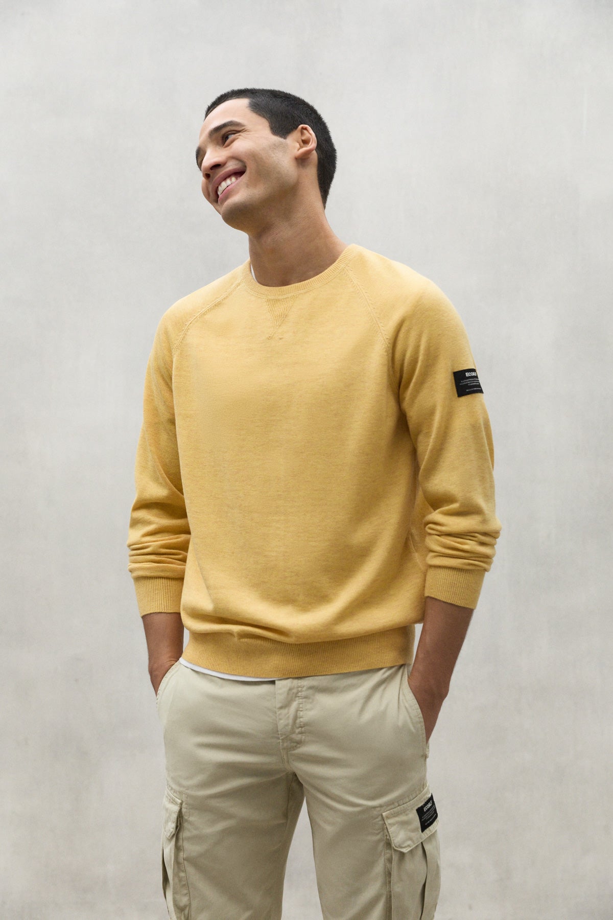 YELLOW HIGA KNITTED SWEATER