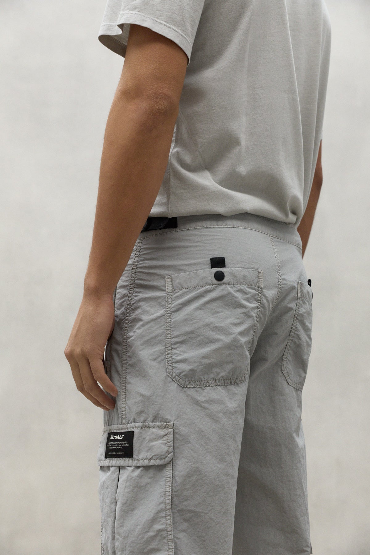 PANTALONES CARGO ALISTE GRIS CLARO