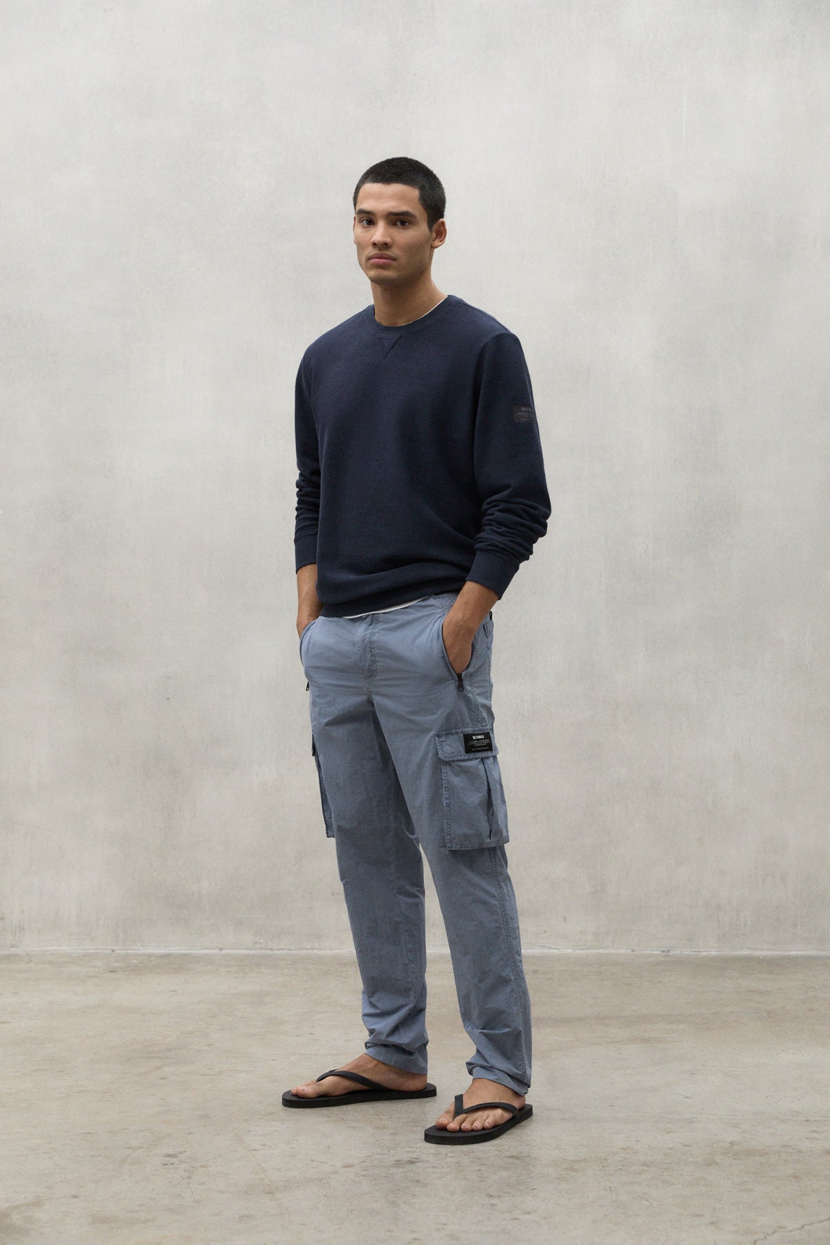 PANTALON CARGO ALISTE GRIS FONCÉ