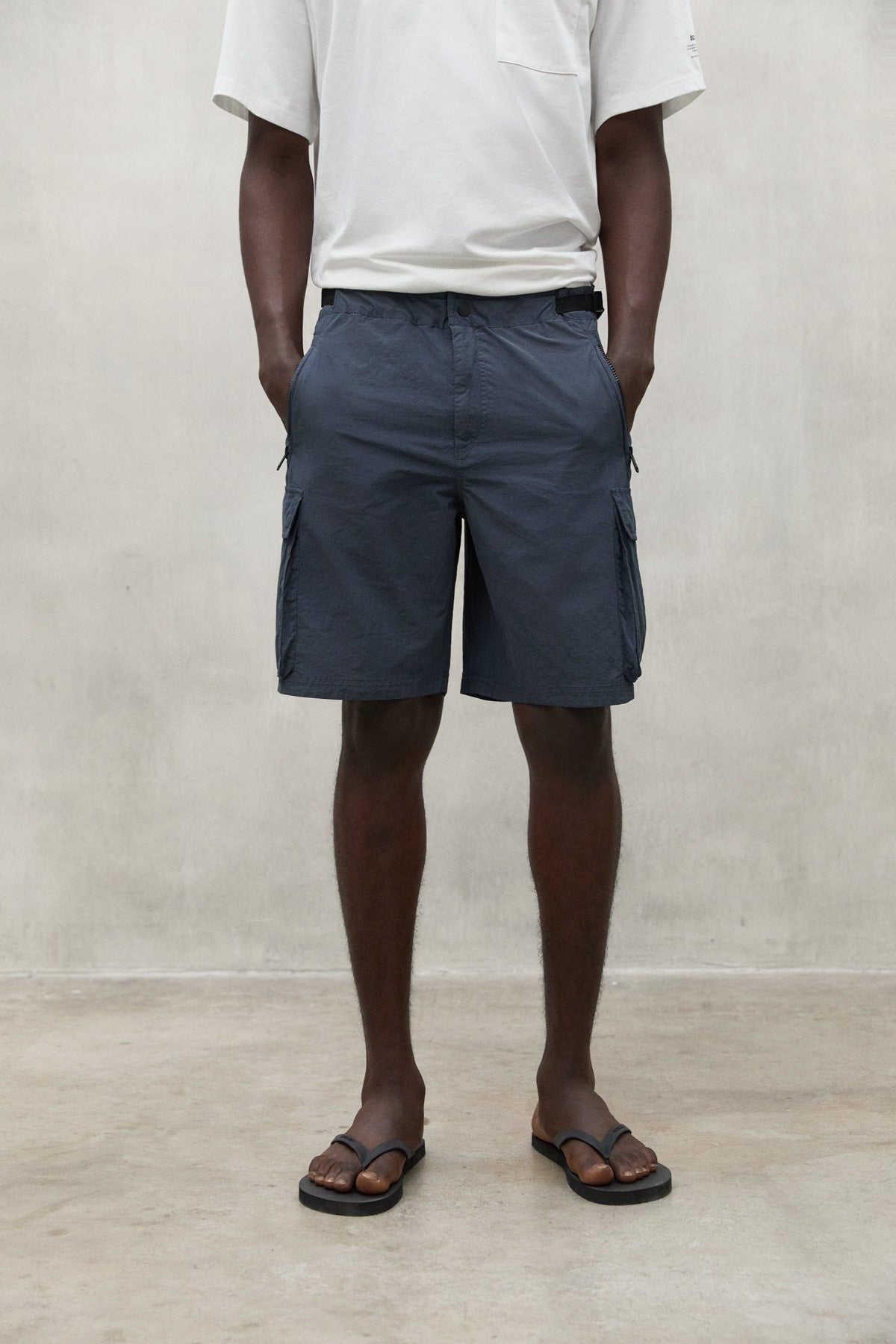 NAVY BLUE ALISTE SHORTS