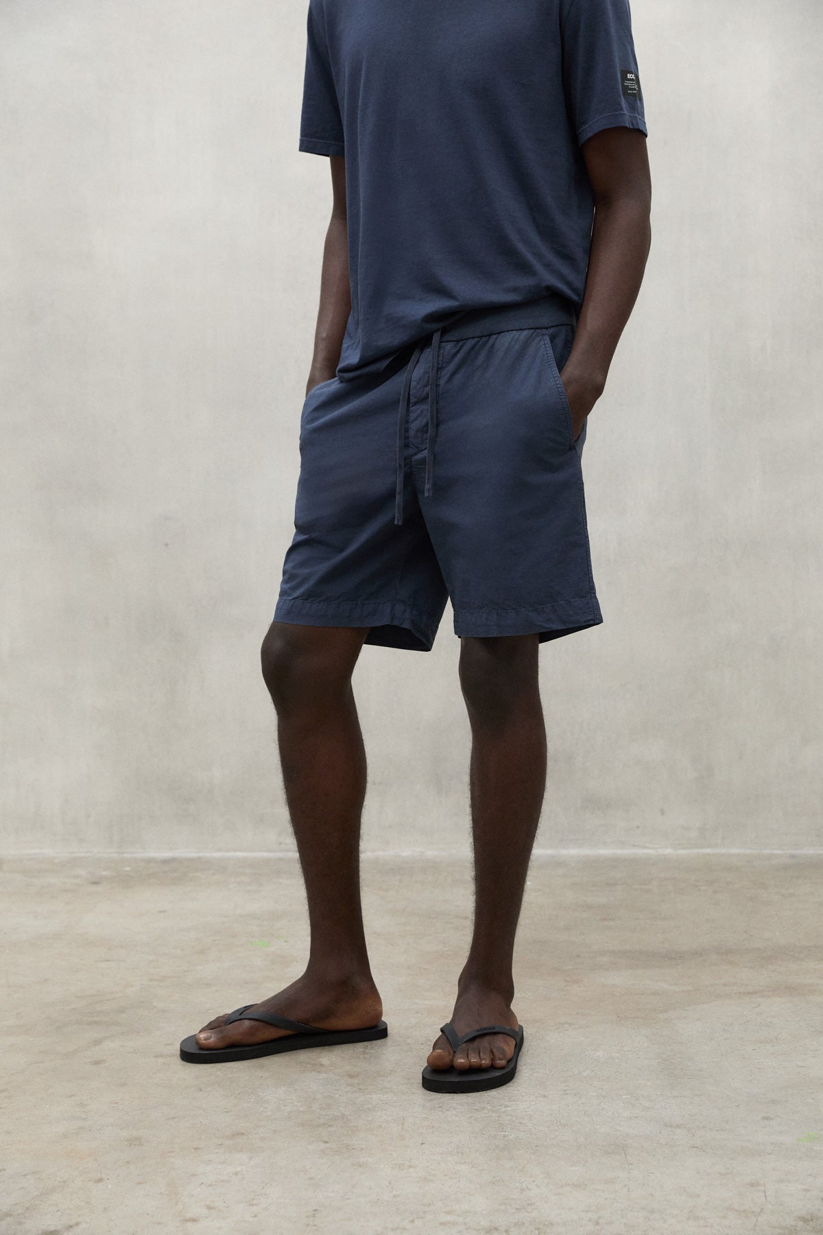 NAVY BLUE ISNA SHORTS