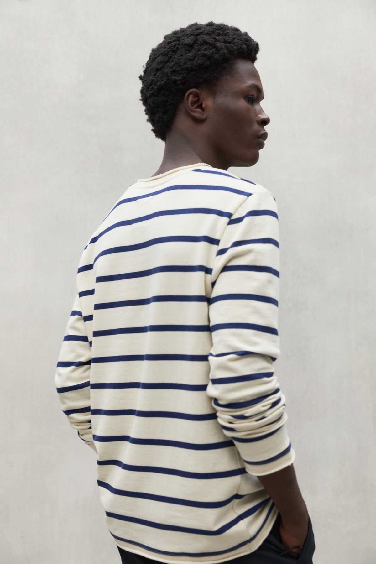 NAVY BLUE WILSON STRIPED SWEATSHIRT