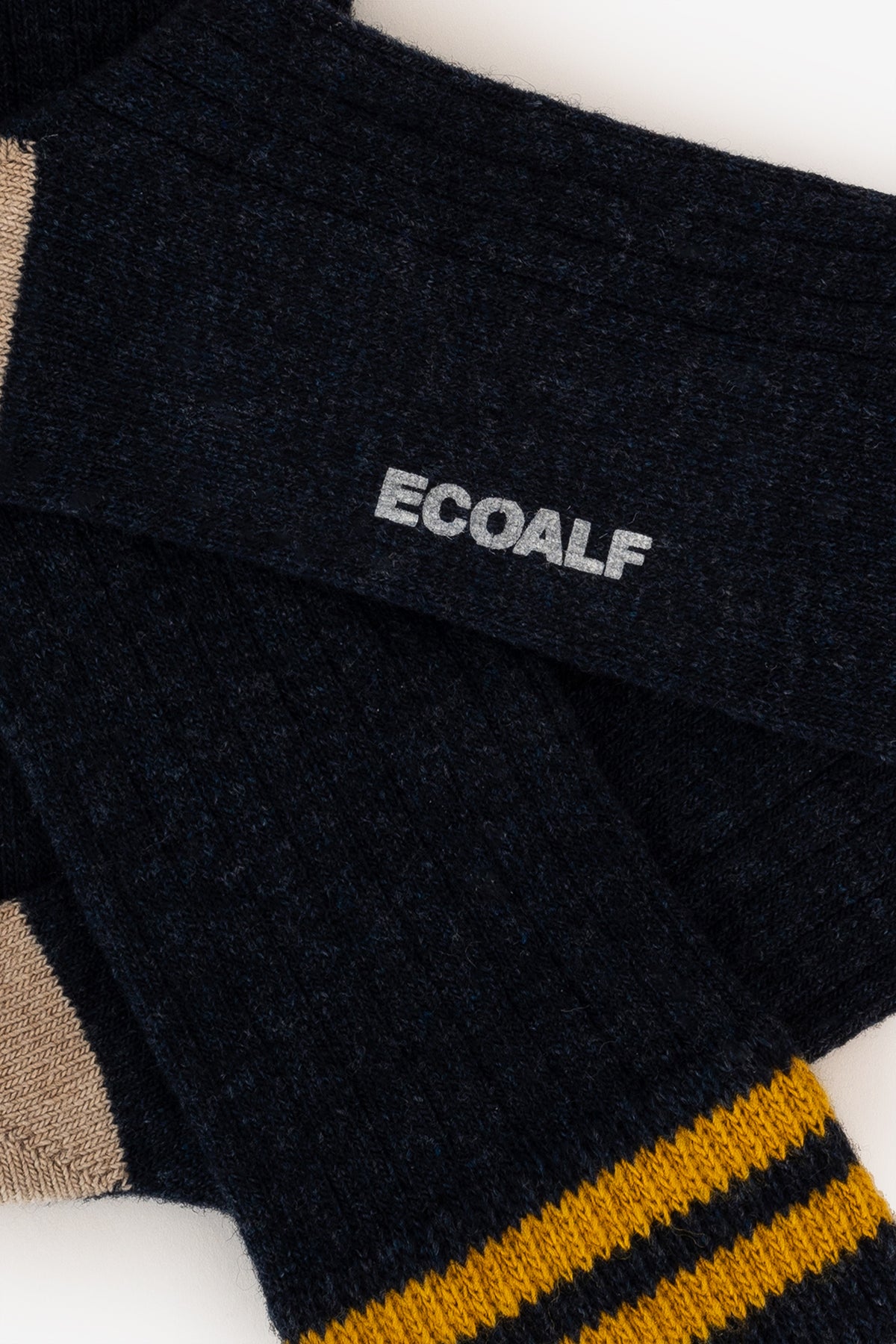 NAVY BLUE MOUNTAIN SOCKS