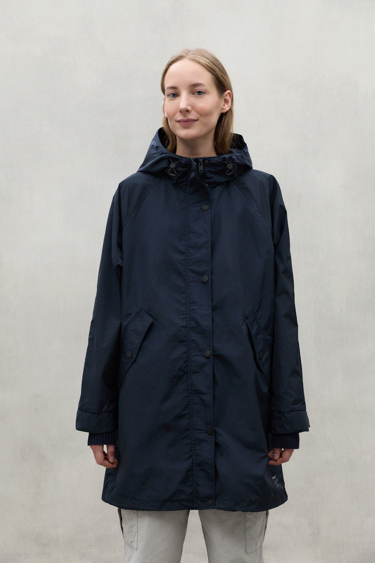 NAVY BLUE SECEDA JACKET