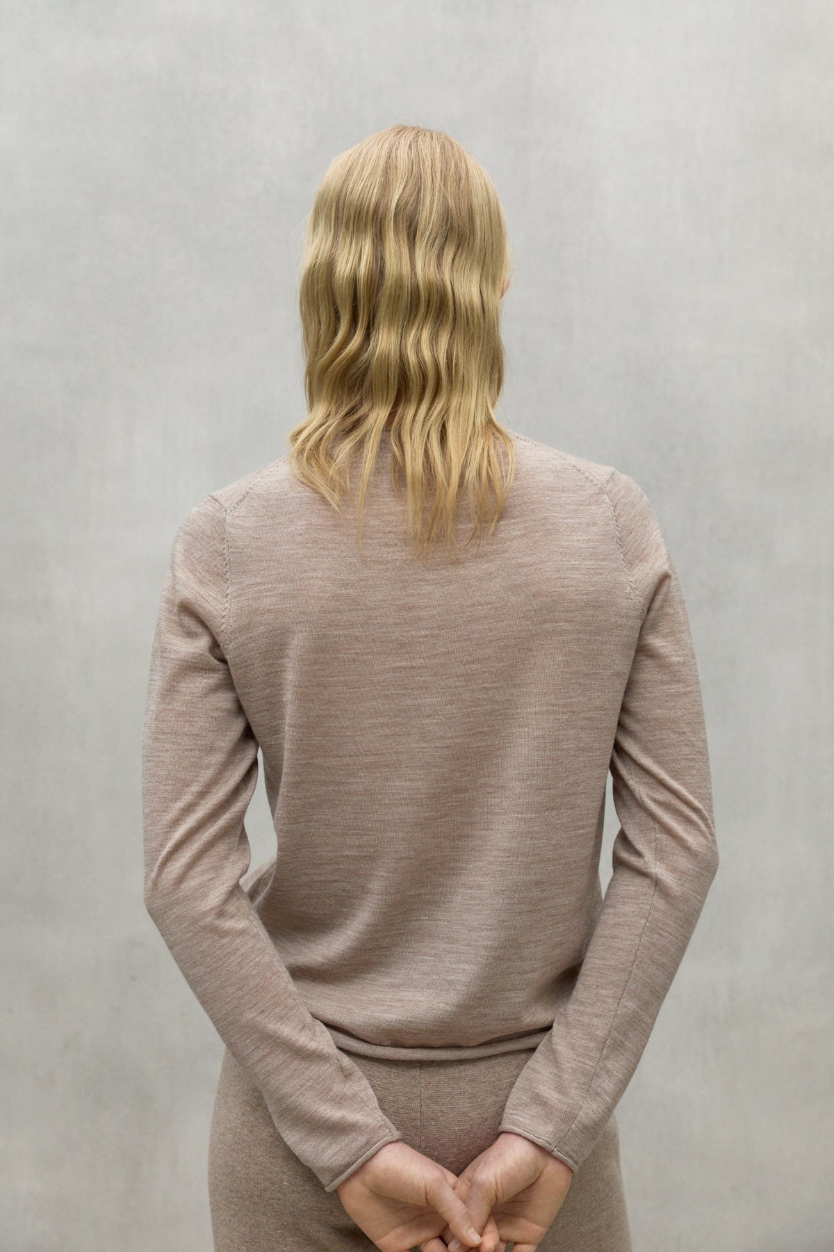 BEIGE MILO SWEATER