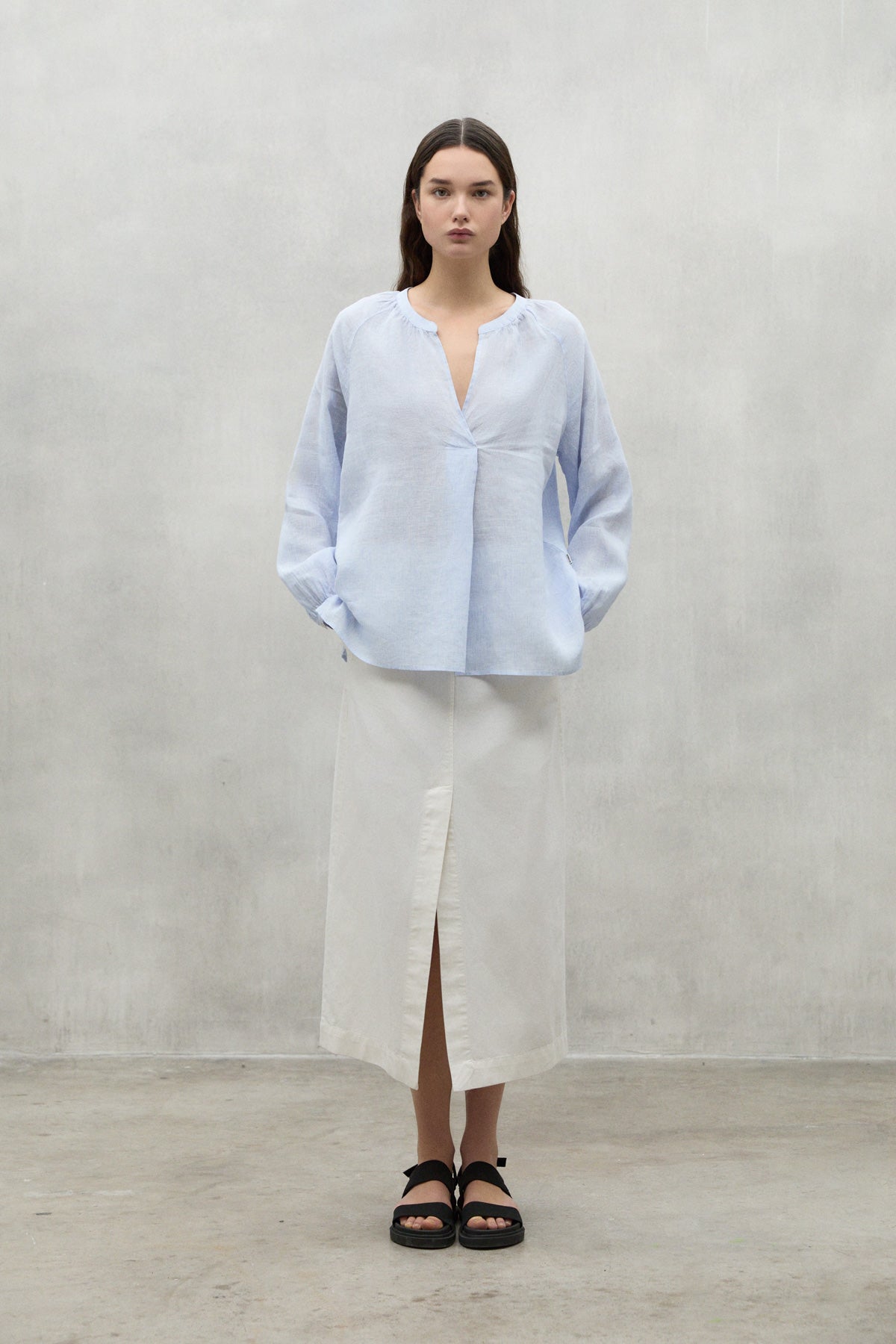 BLUE LAI LINEN SHIRT