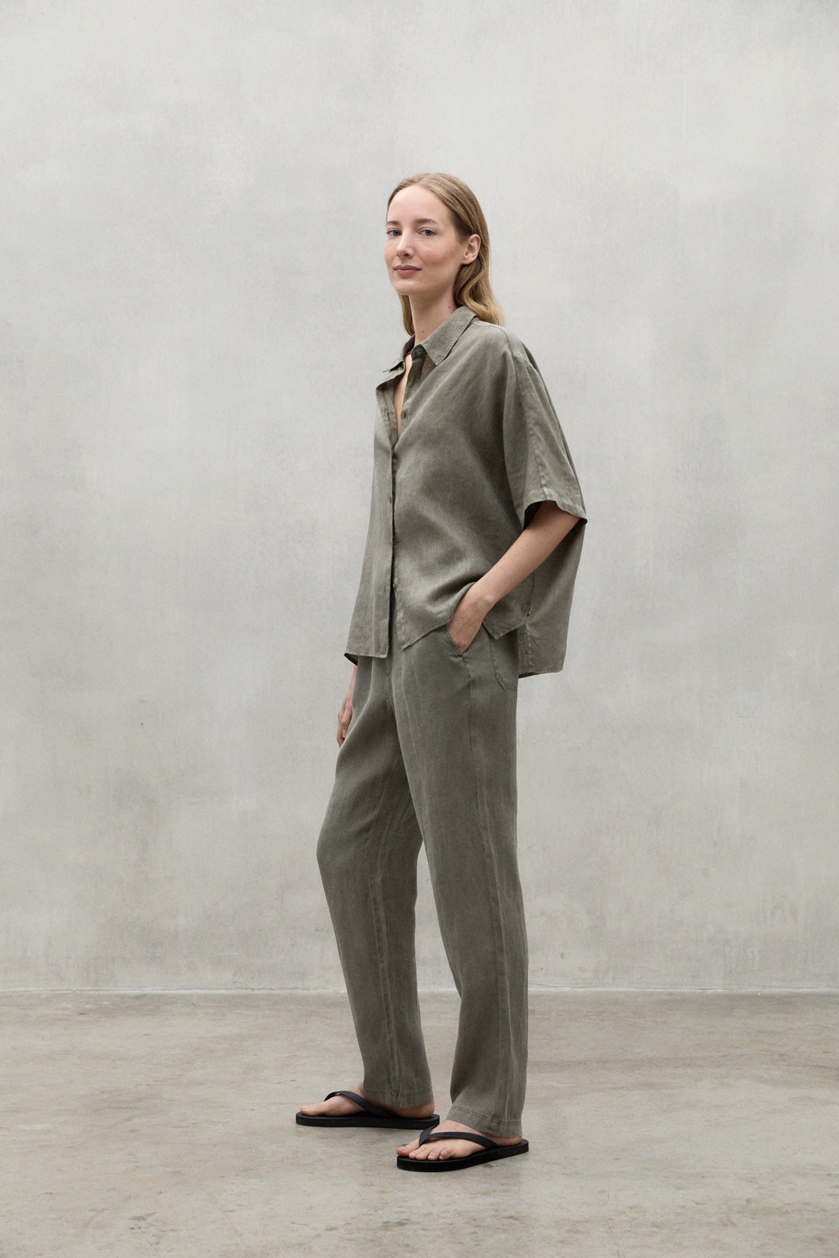 GREY MELANIA LINEN SHIRT