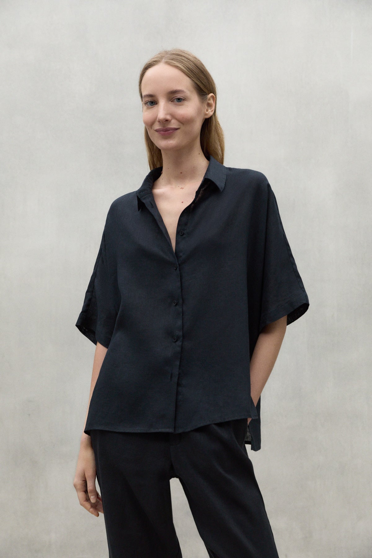 BLACK MELANIA LINEN SHIRT