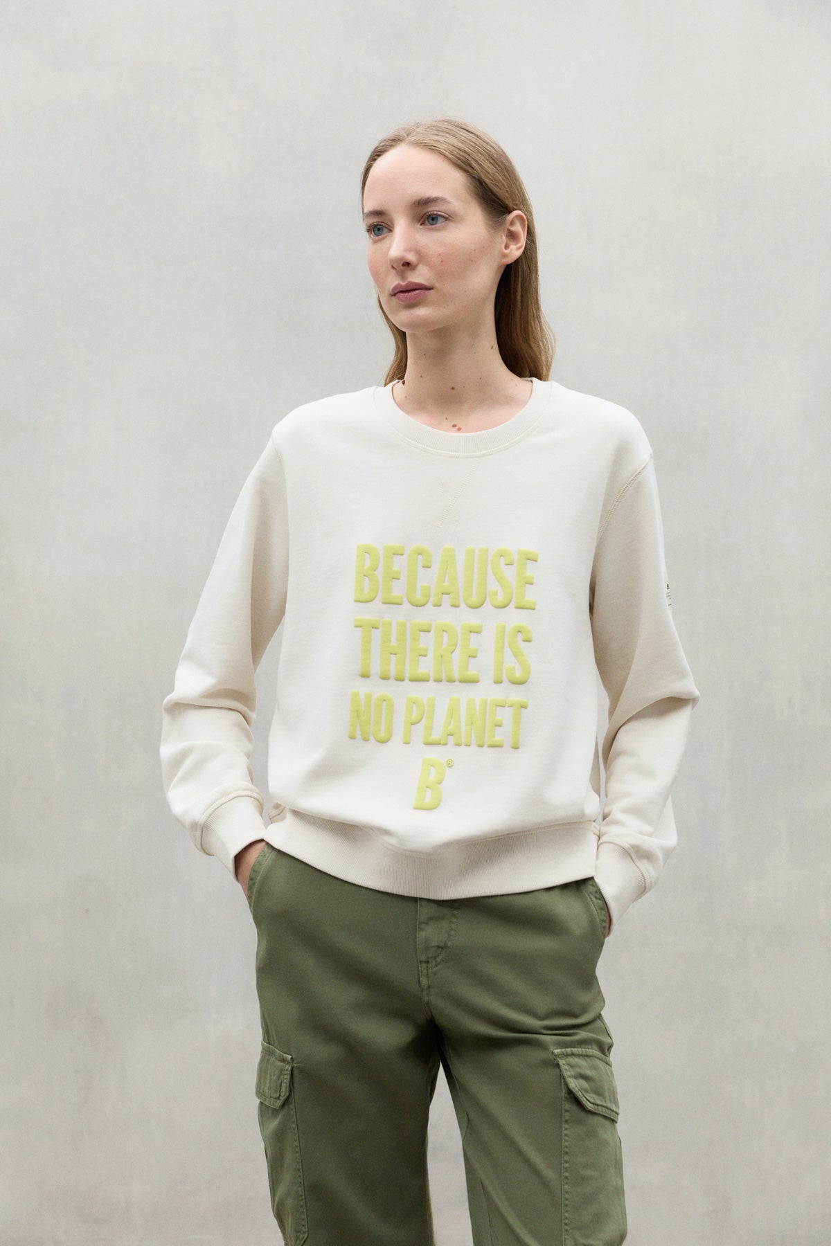 WHITE EFESO SWEATSHIRT