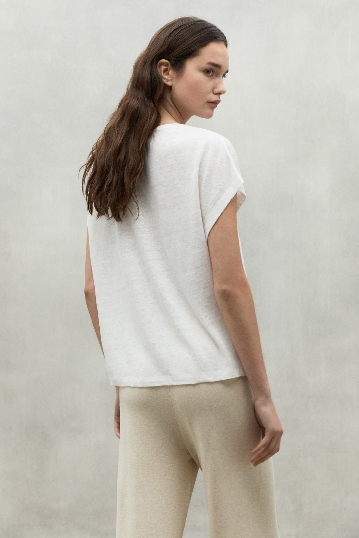 WHITE ARENDAL LINEN T-SHIRT