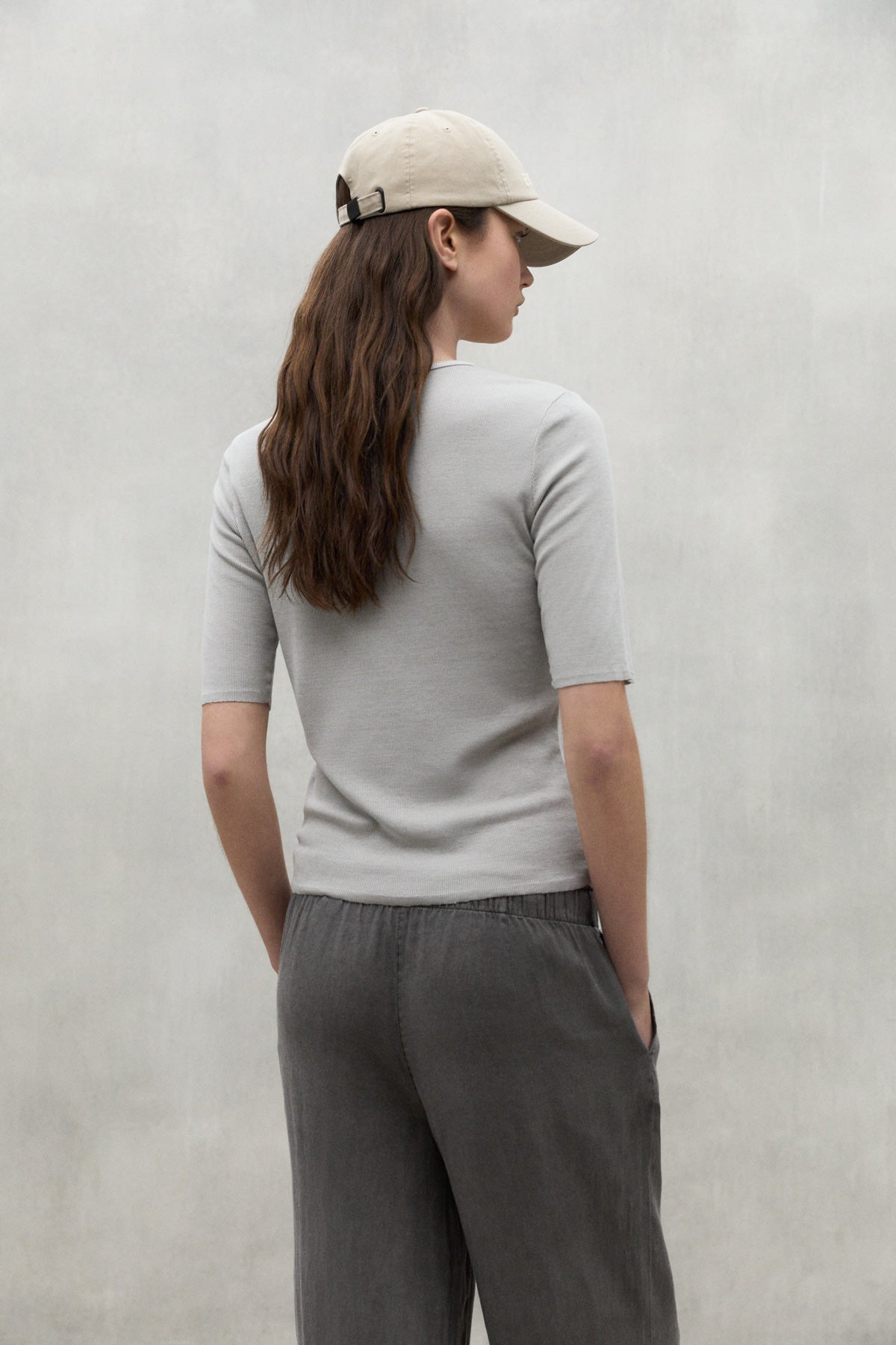 GREY SALLA T-SHIRT