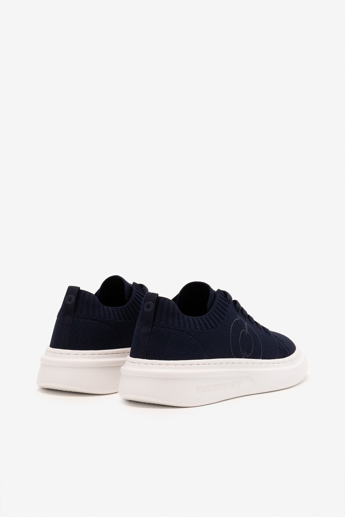 NAVY BLUE BERMUDAS TRAINERS