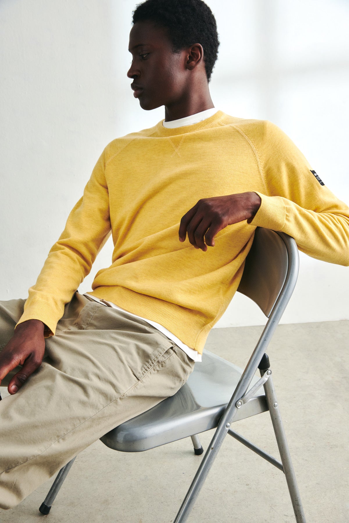 YELLOW HIGA KNITTED SWEATER