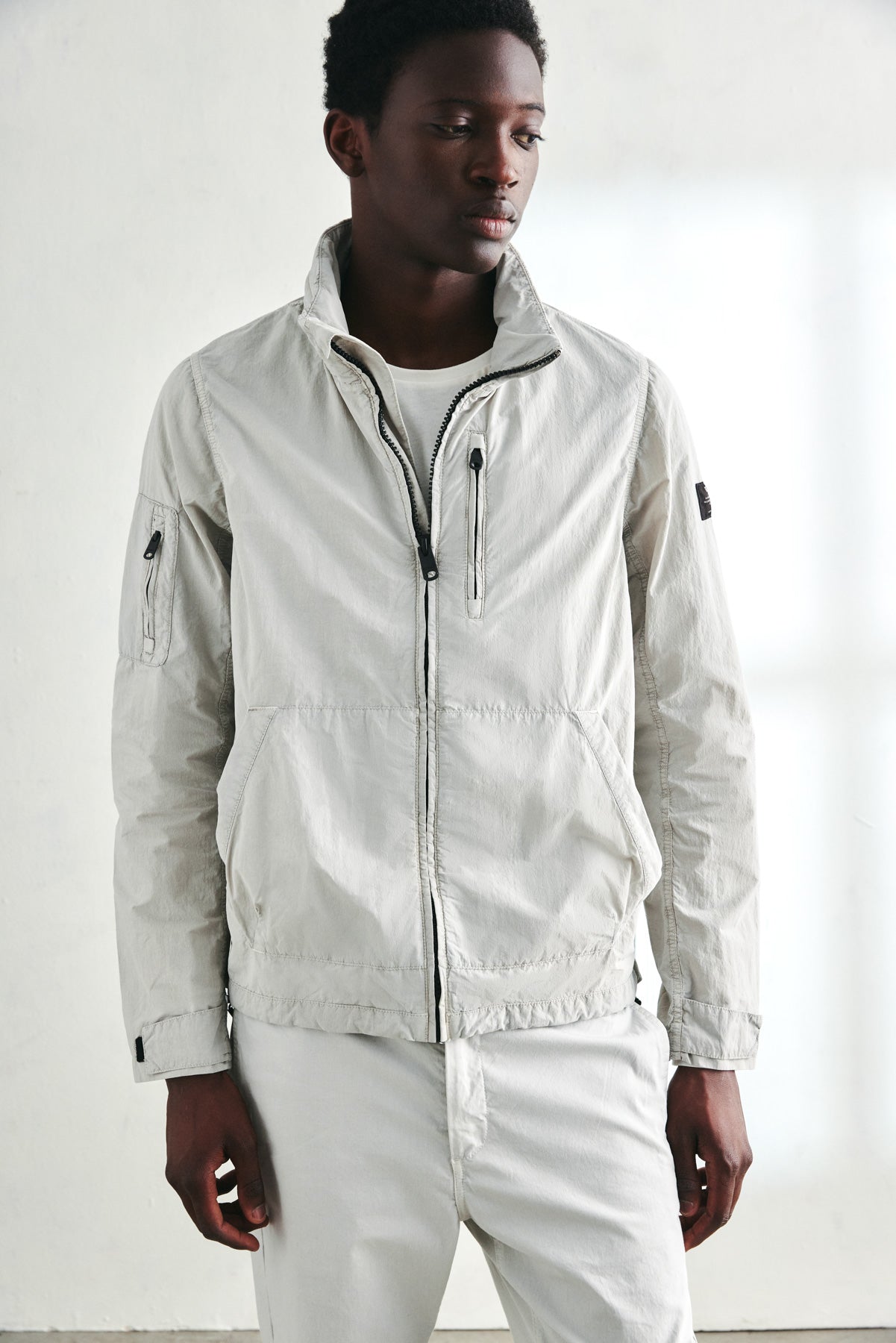 WHITE RIGI JACKET