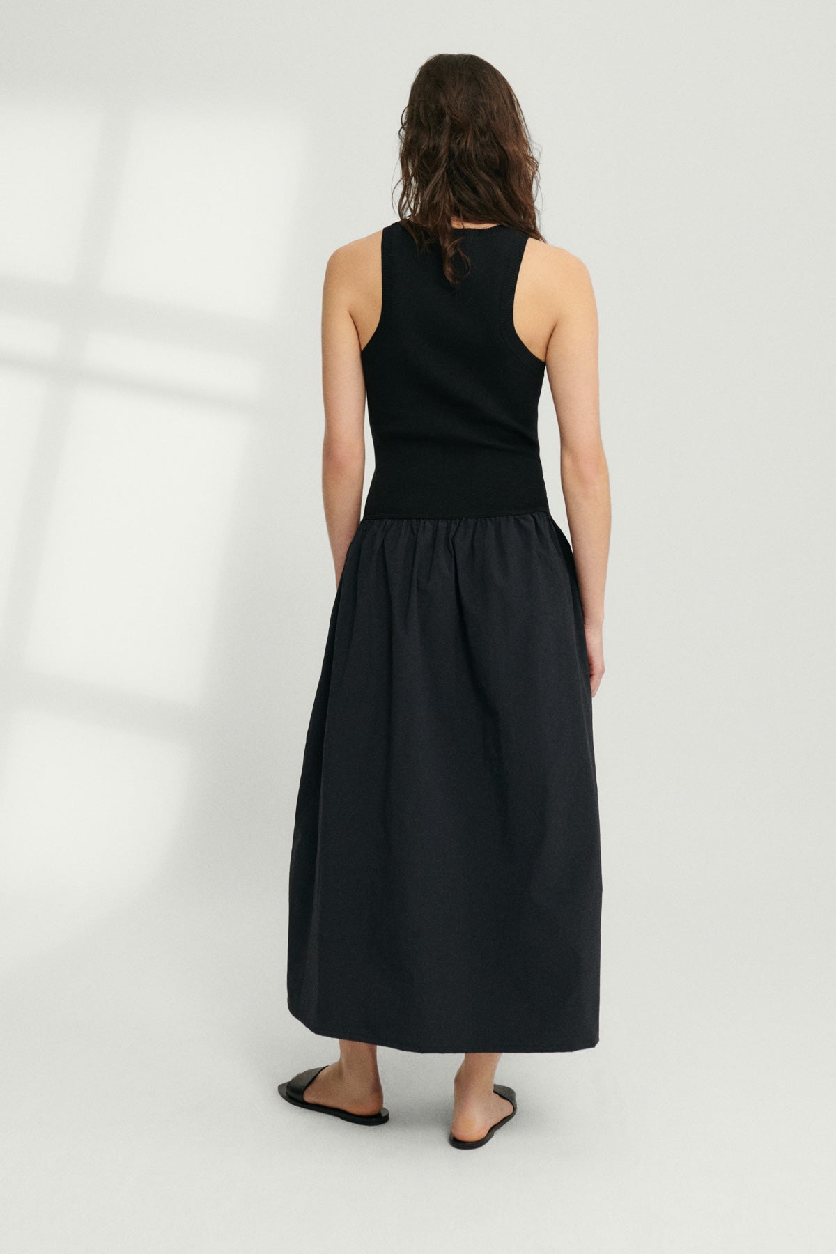 BERIL DRESS BLACK