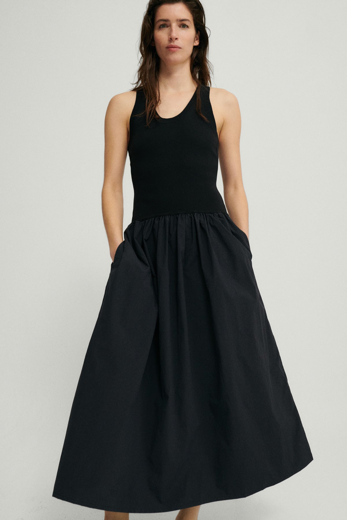 BERIL DRESS BLACK