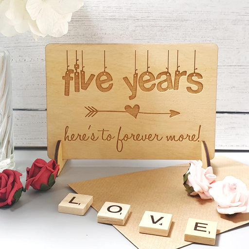 5th Year Wedding Anniversary Gifts and ideas | Wooden Wedding Anniversary