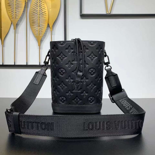 Louis Vuitton Duo Slingbag Black autres Cuirs