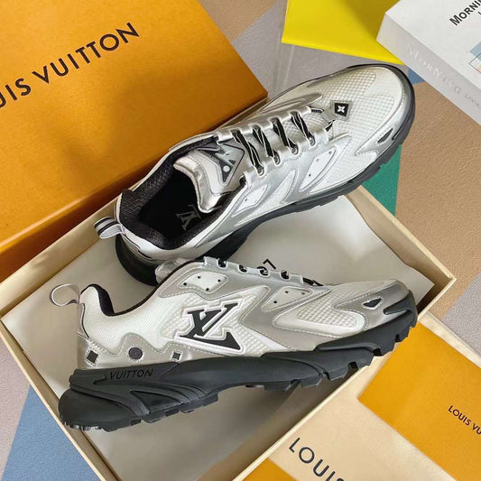 Louis Vuitton LV Runner Tatic Trainers – Designerent