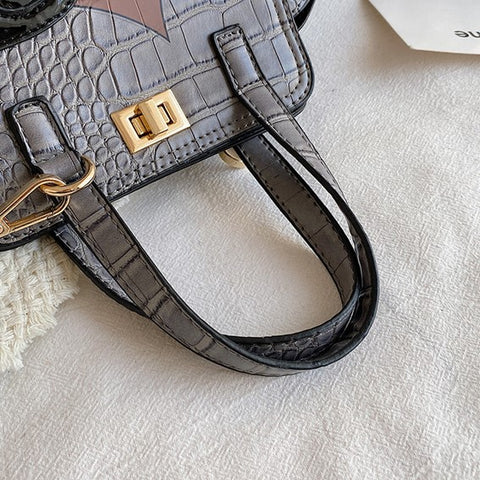 unique purses, novelty purses, unique handbag, novelty bags, quirky handbag buckle