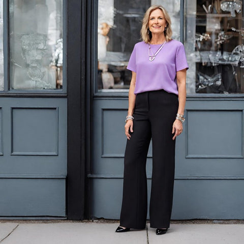 BLACK WIDE LEG PANTS WITH A LILAC T-SHIRT