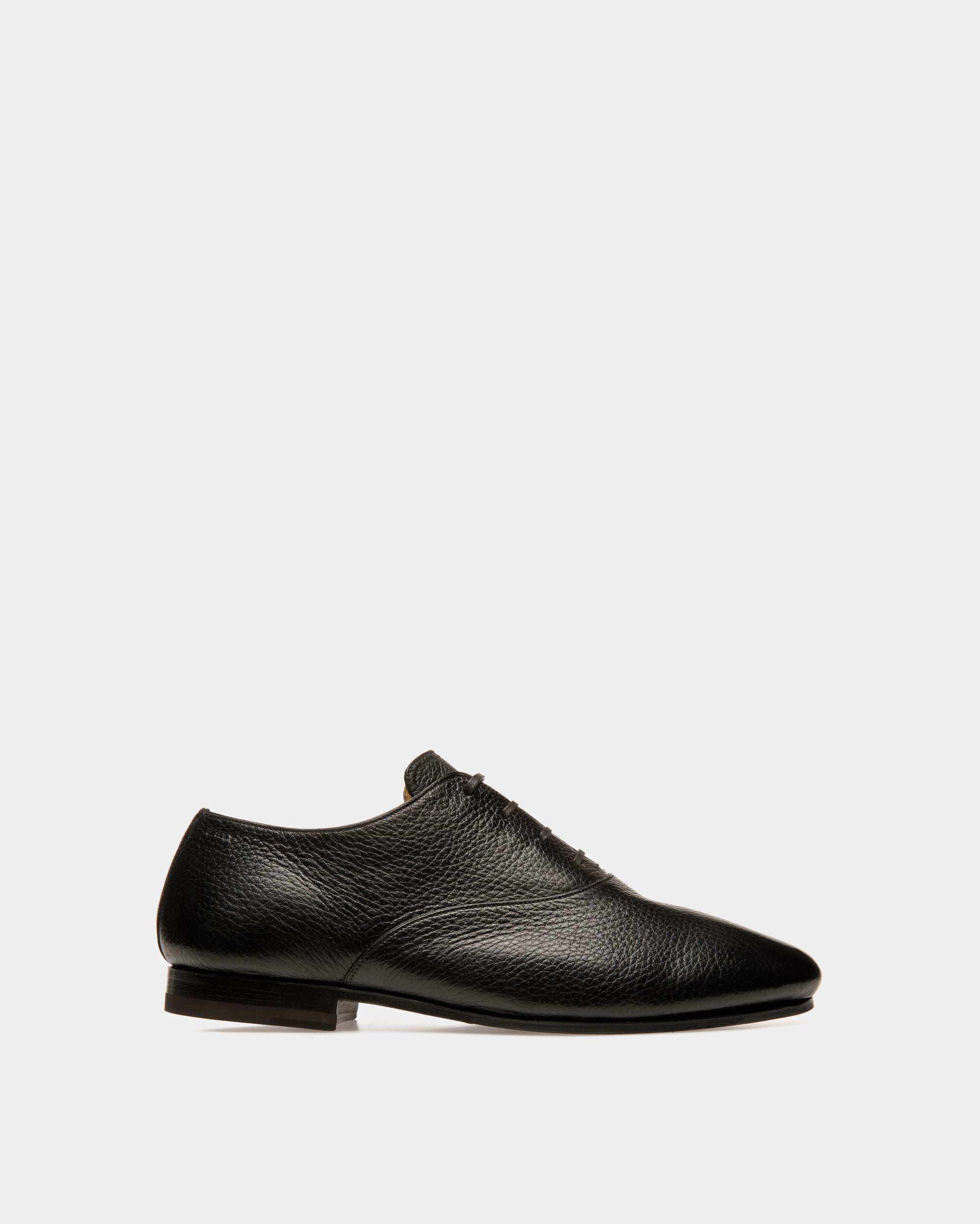 Men's Pinte Oxfords In Black Leather | Bally | Still Life Side