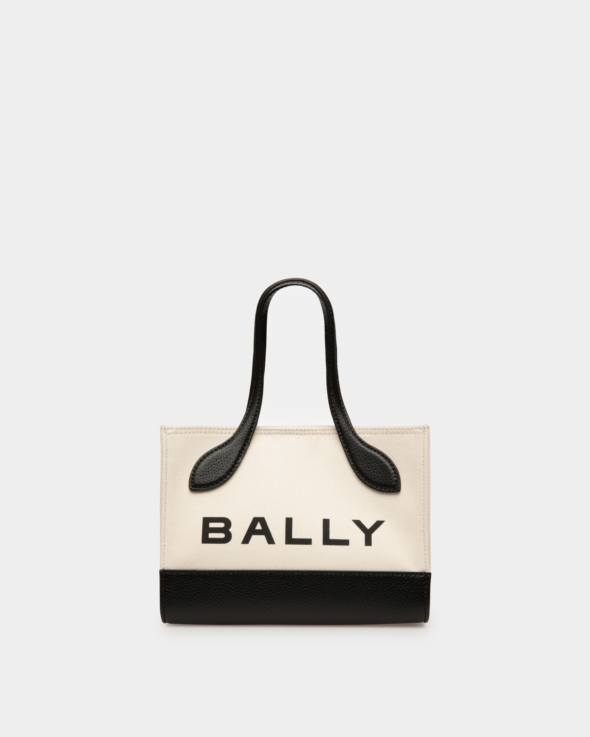 Keep On Extra Small | Minibag für Damen | Textil in Natur und Schwarz | Bally | Still Life Vorderseite