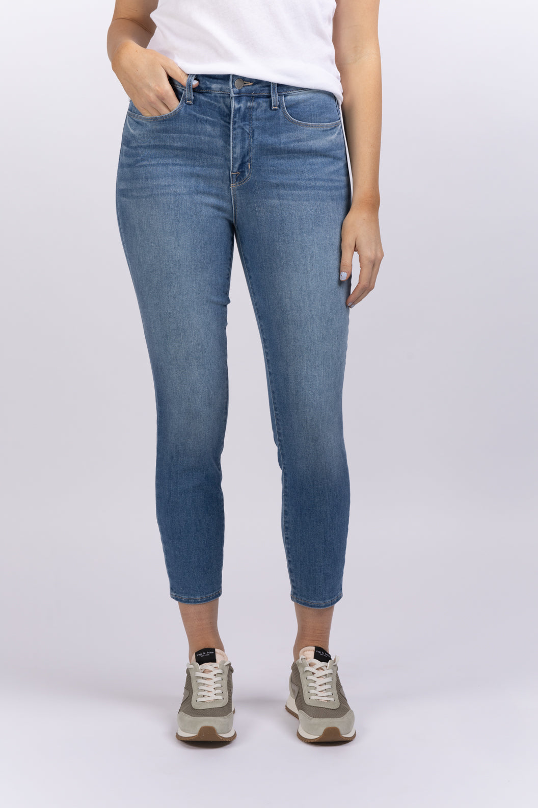 L’Agence Margot Skinny High-Rise Mettalic Silver Jeans Size 24 Retail 595.00
