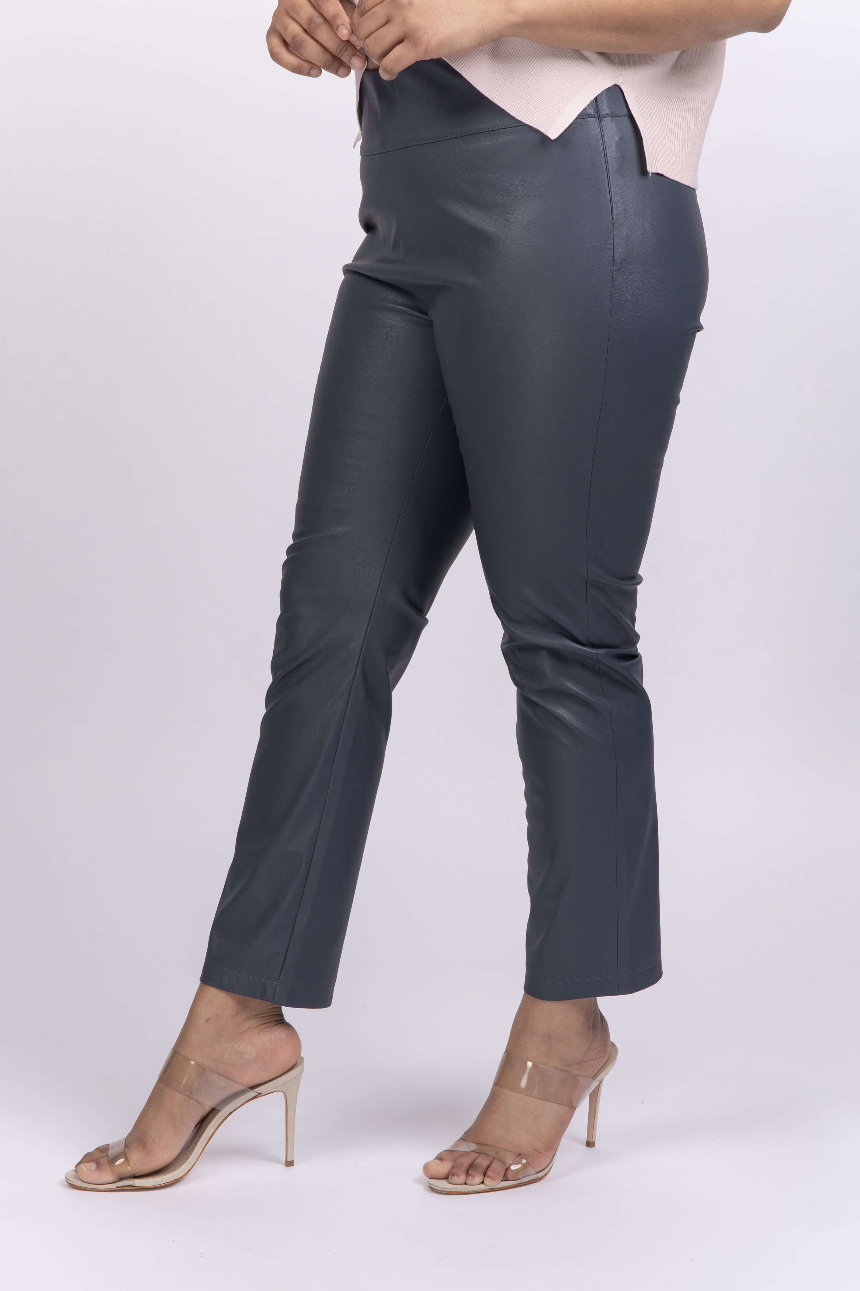 Women's Westport Vegan leather Pant In Timber