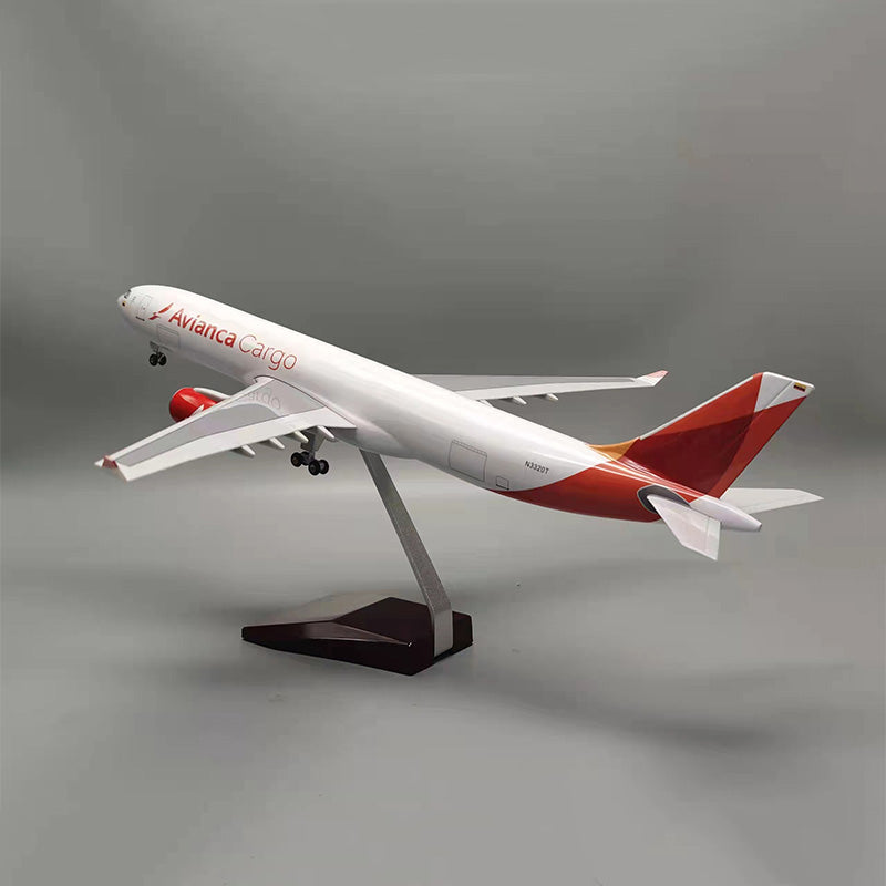 1:85 Avianca Cargo A330 Model Airplane
