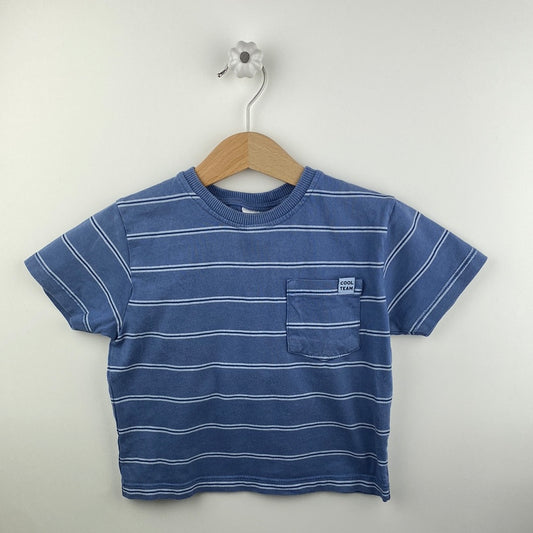 T-Shirt blau geringelt 86