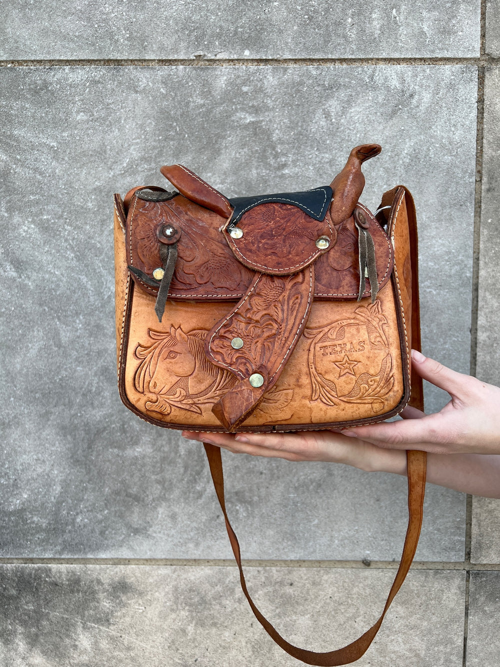 Vintage Simulated Brown Tooled Leather Purse – The Hip Zipper Nashville